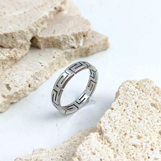 MAZE Ring